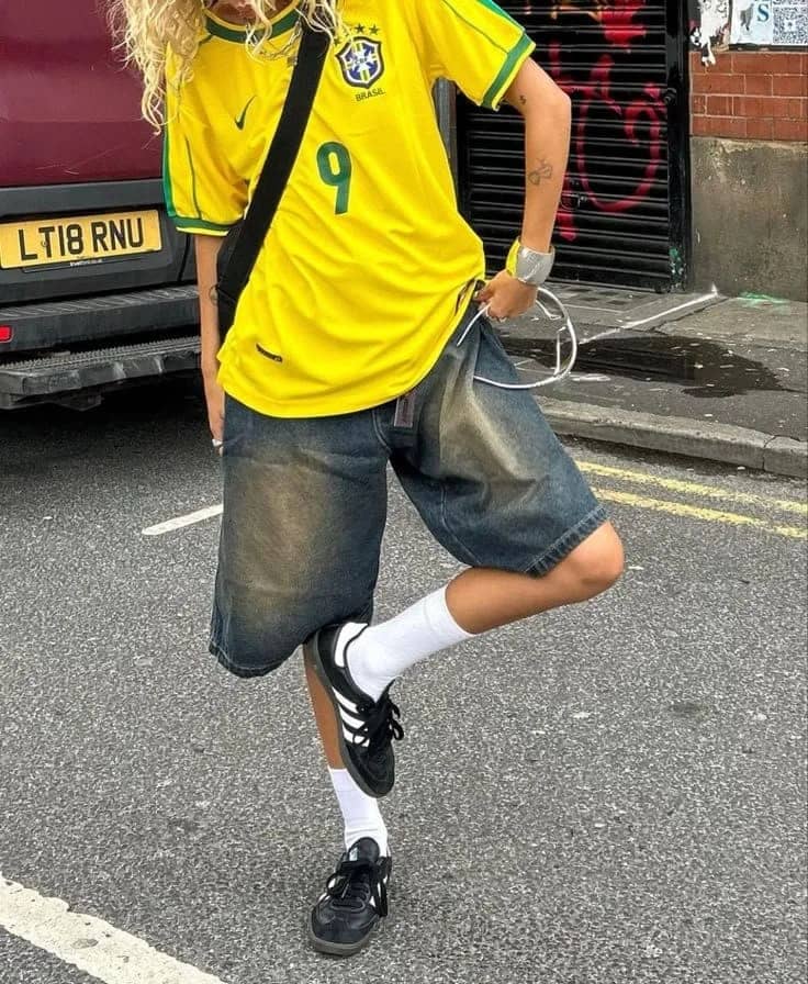 BRAZIL 9 SOCCER T-SHIRT