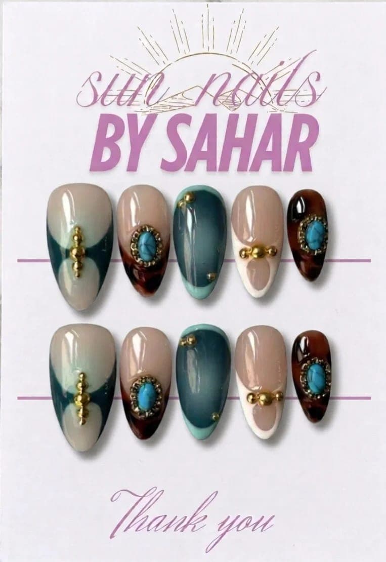 Winter press on nails 