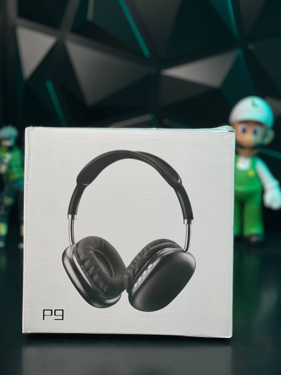 P9 3