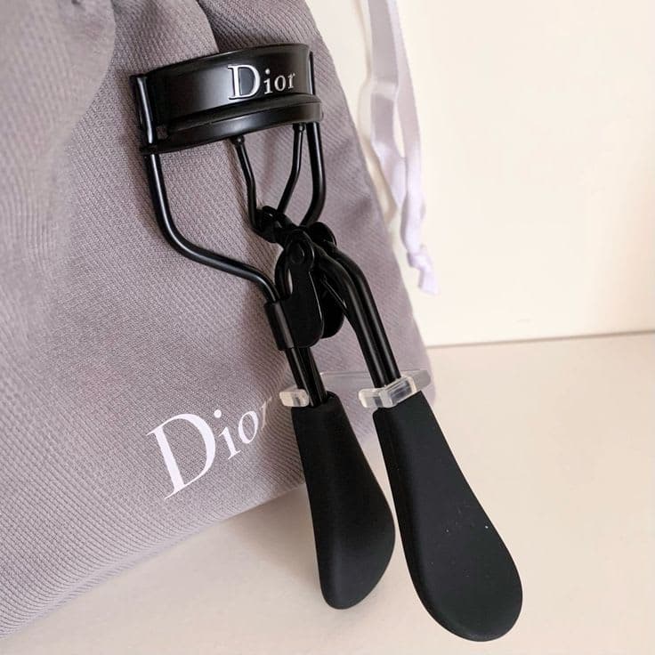 Dior eyelash Curler recourbe cils élégante  5