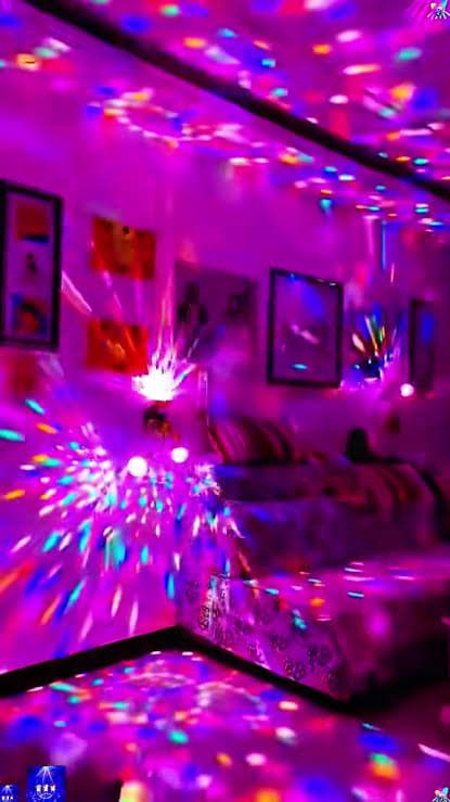 مصباح LED الكروي السحري الدوار 4