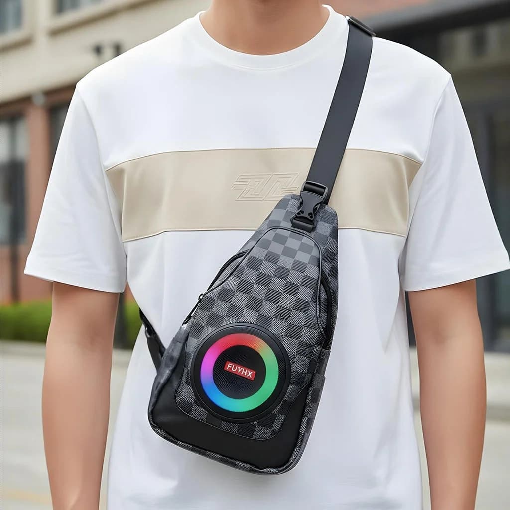 Sac à Bandoulière avec Haut Parleur Bluetooth Rechargeable RGB CH-M818 – حقيبة رجالية مع مكبر صوت بل 2