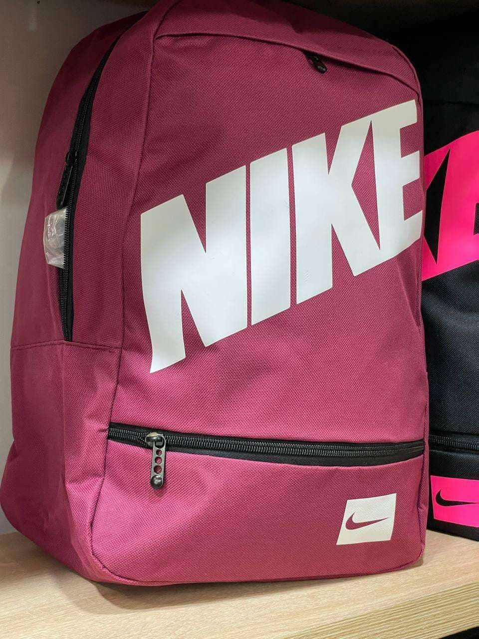 Sac au dos NIKE grand taille  4