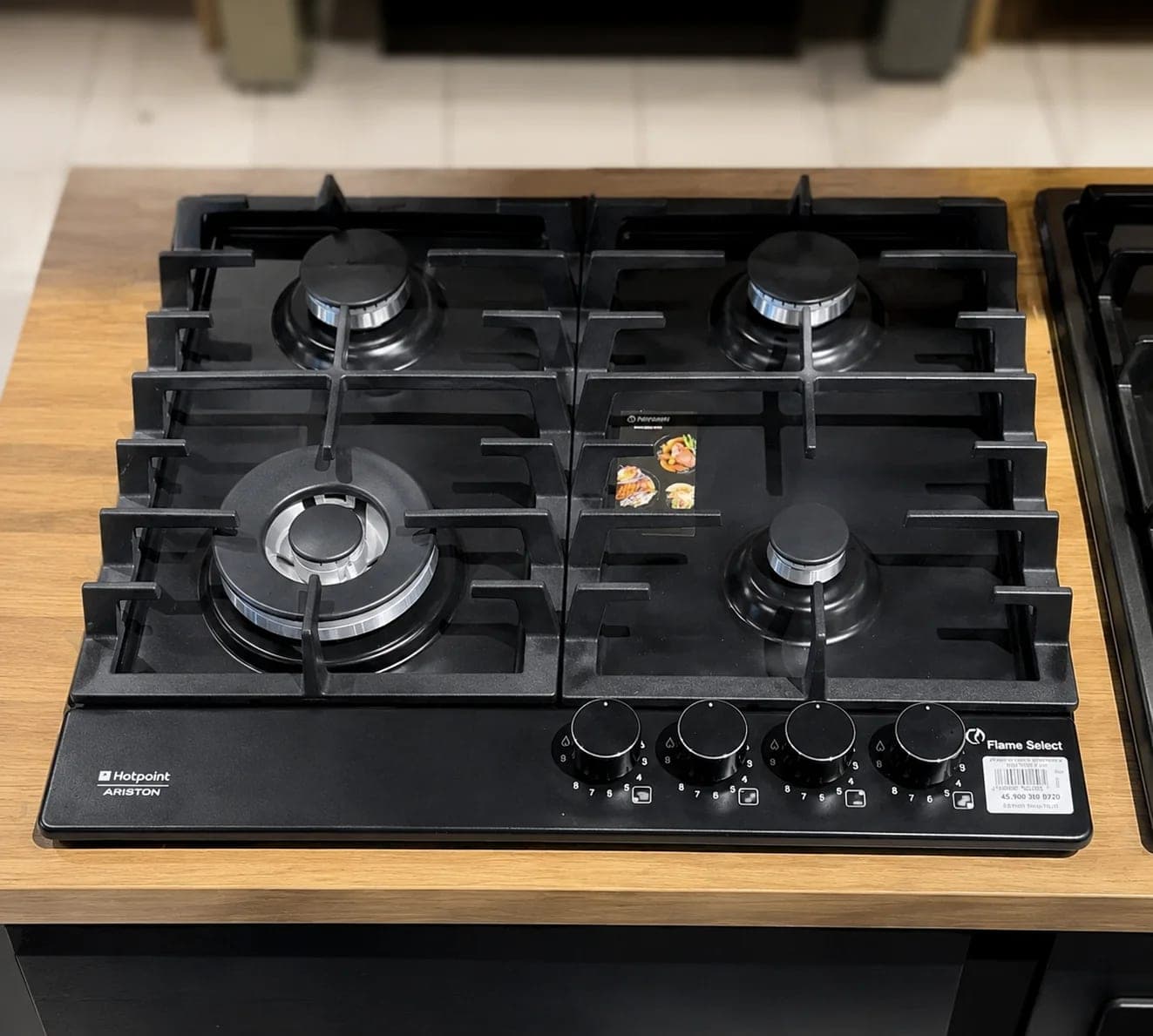 Plaque chauffante hotpoint ariston  2
