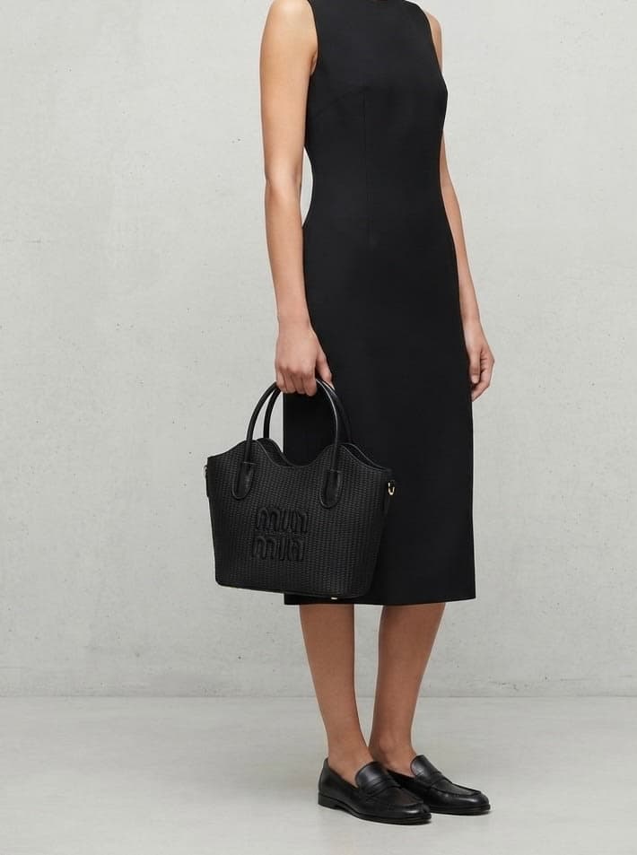 Street tote miumiu  3