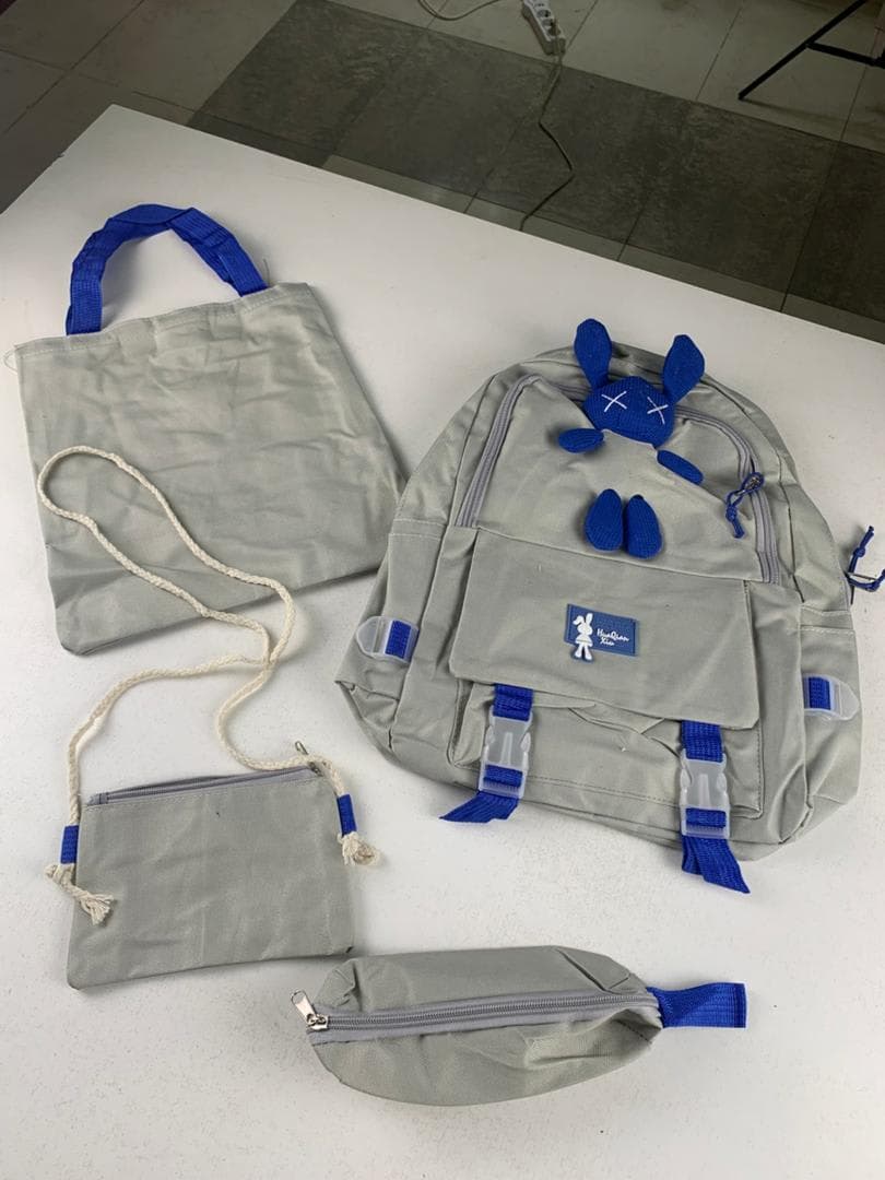 Ensemble de sacs d’école Kawai pour adolescents 4Pcs Lapin X Gris – محفظة 4 قطع كاواي رمادي 3