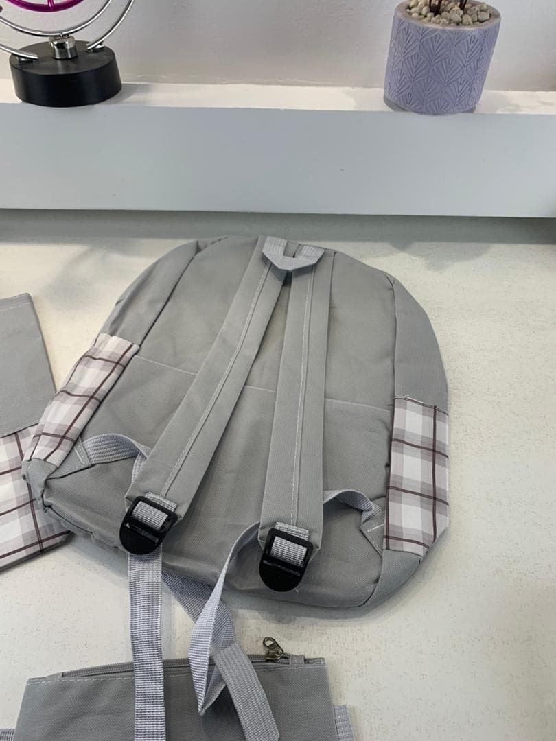 Ensemble de sacs d’école Kawai pour adolescents 4Pcs CLBD V4 Gris – محفظة 4 قطع كاواي رمادي 6
