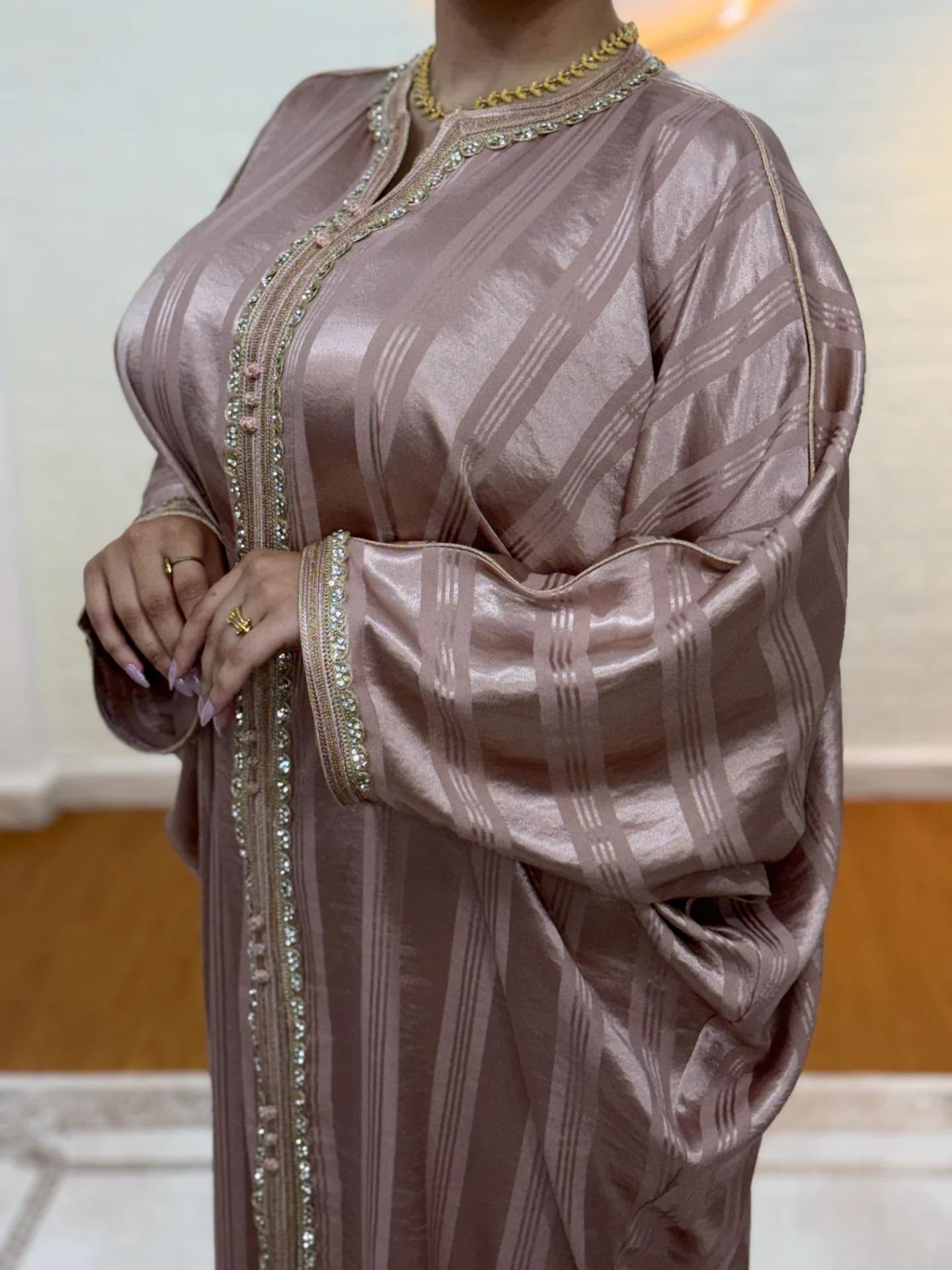 Chauve souris rose pale caftan  2