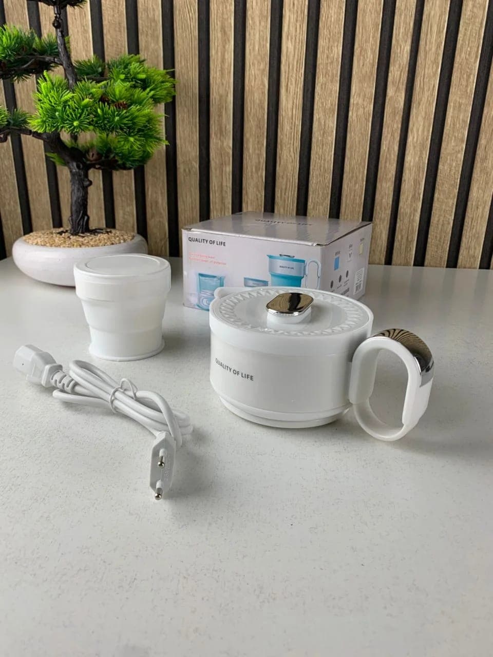 Bouilloire Électrique Pliable en Silicone Alimentaire avec Gobelet Pliable – غلاية مياه قابلة للطي ومحمولة 6