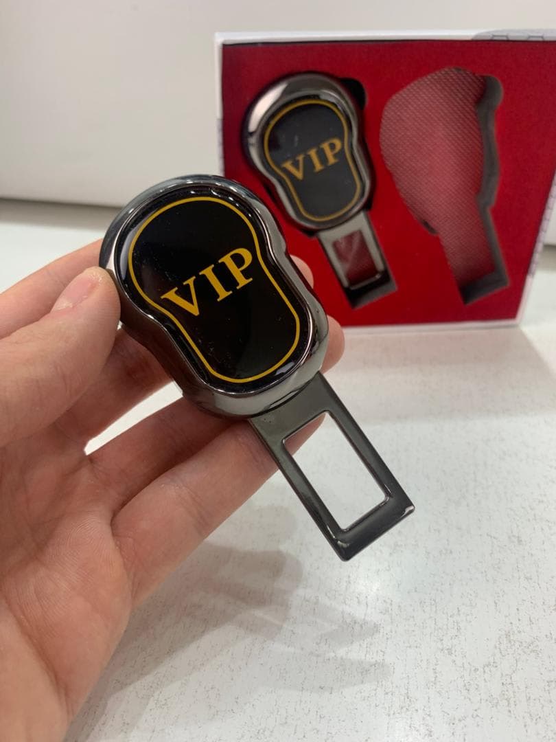 Attache Ceinture pour voiture 2Pcs Design VIP 2