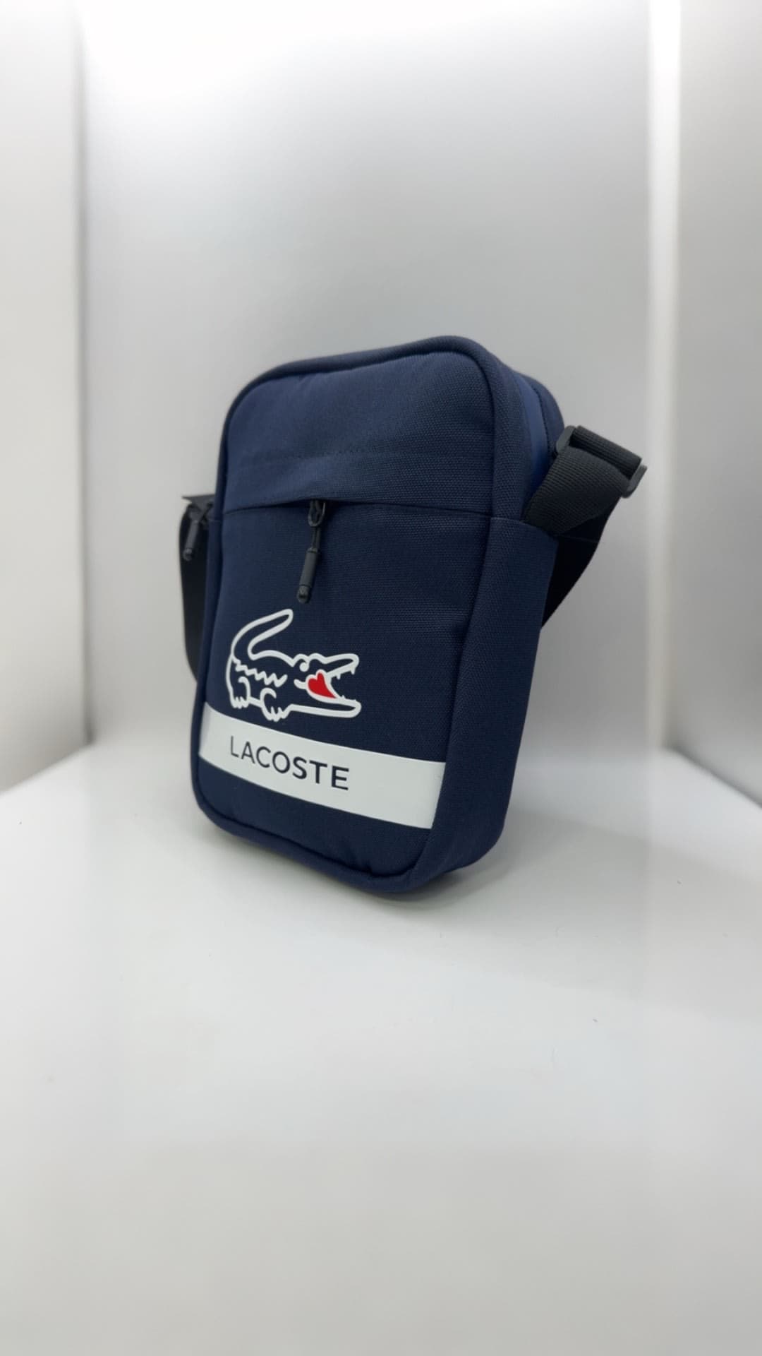 حقيبة Lacoste