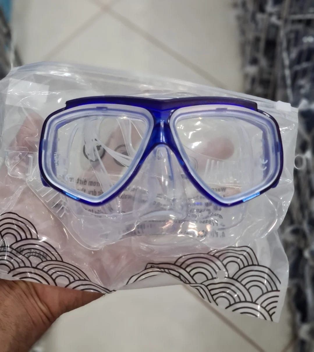 Clear Blue Swimming Mask