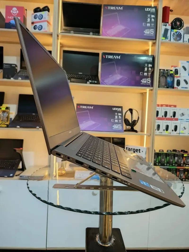 STREAM LAPTOP LEXUS NS14C
