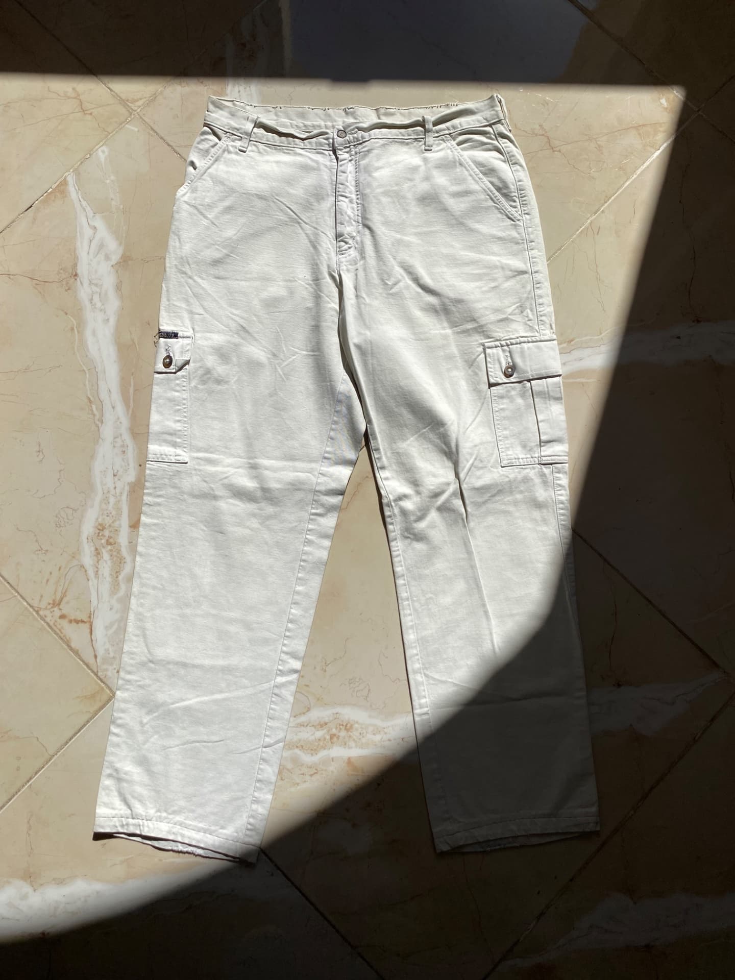 Original cargo : L / M
