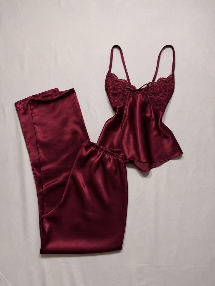 Pyjama Bordeaux`Pyjama Rose Dentelle`