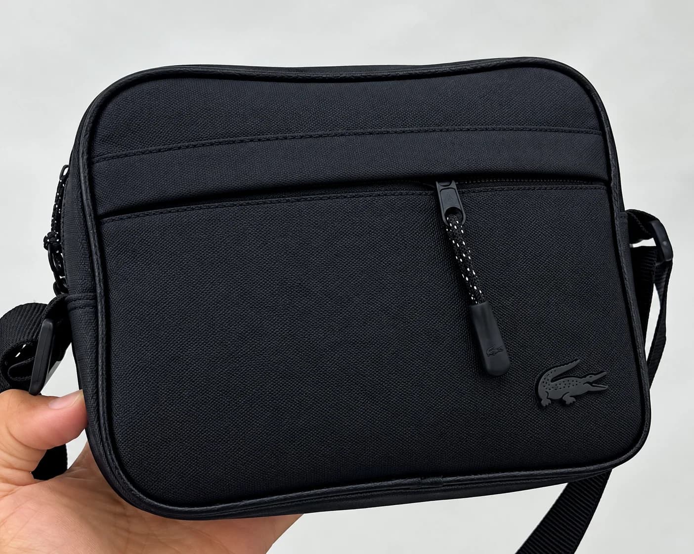 Pochette Lacoste