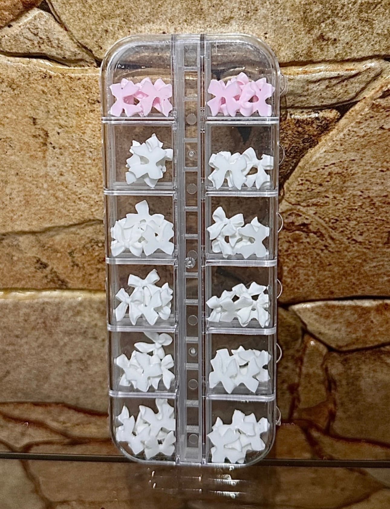 Décorations Ongles Nœuds 3D – Charms Nail Art Tendance Coquette & Sweet (12 Compartiments)