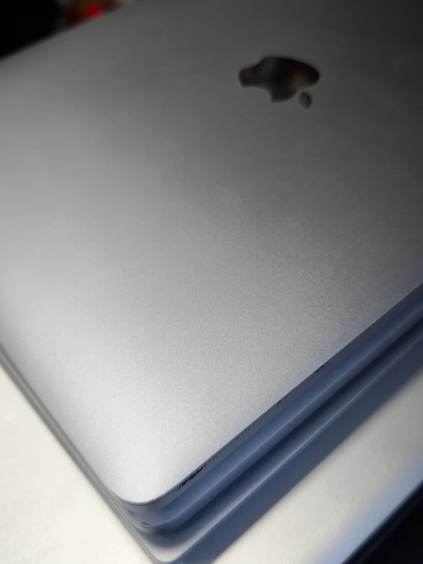 MacBook Pro 13" (2020) - Core i5 Quad-Core / 16GB RAM / 4 Ports Thunderbolt