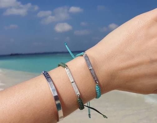 BRACELET