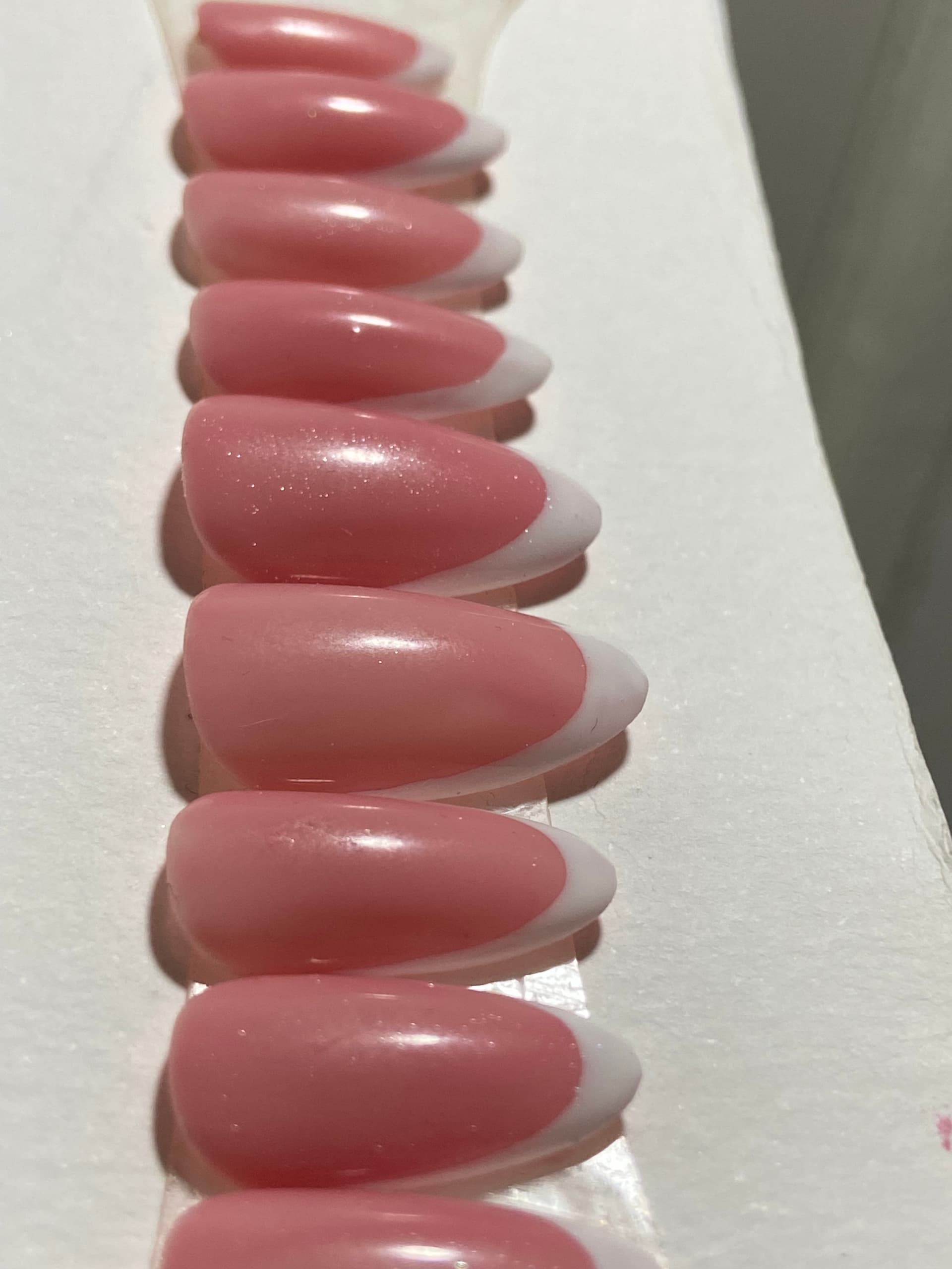 Press on nails frensh